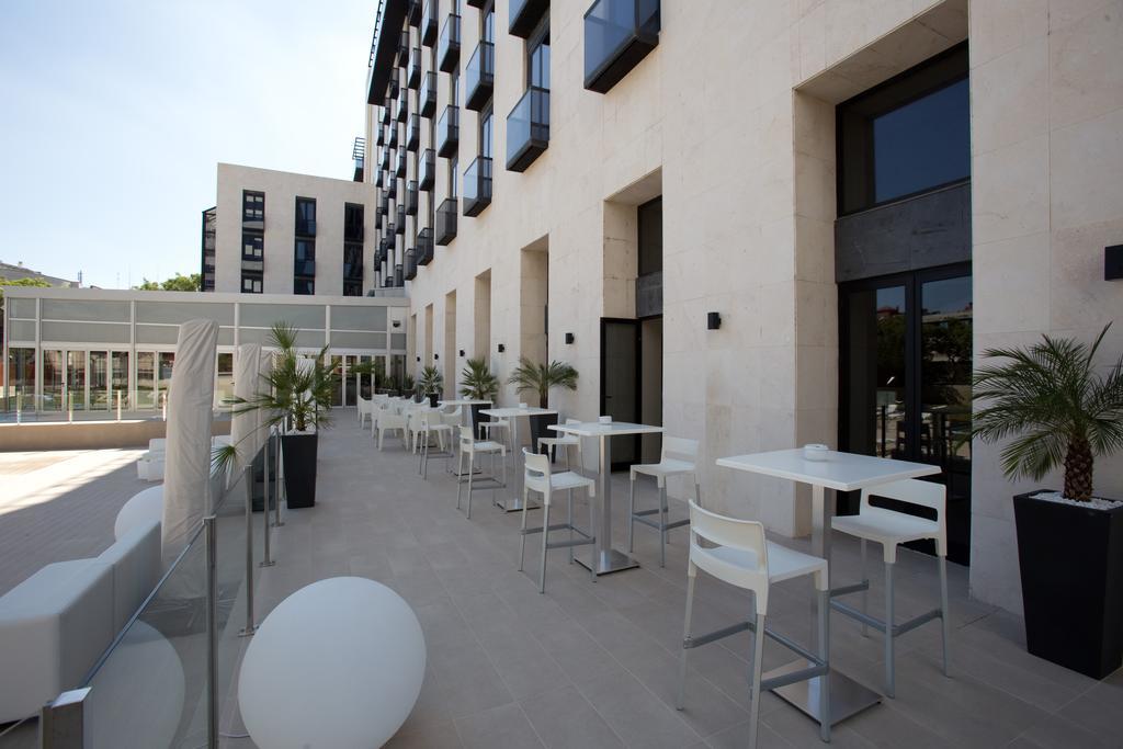 Hotel M.a. Congresos Sevilha